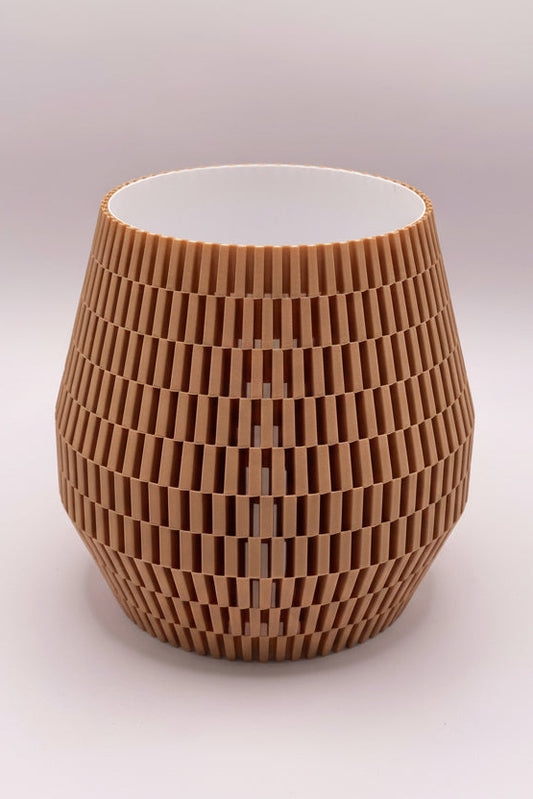 Utskriven lampskärm i plast för spotlight i fönstersmyg